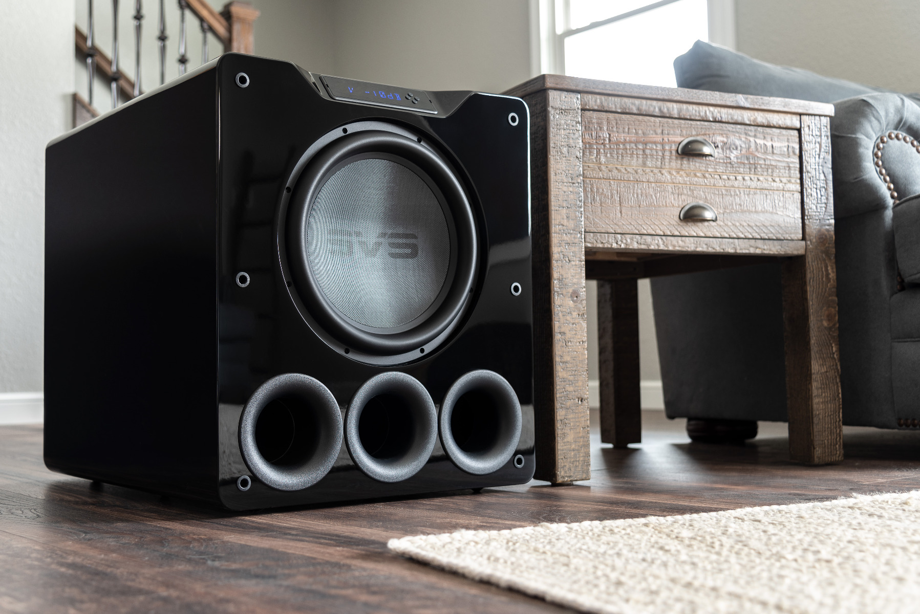 PB4000 piano gloss black