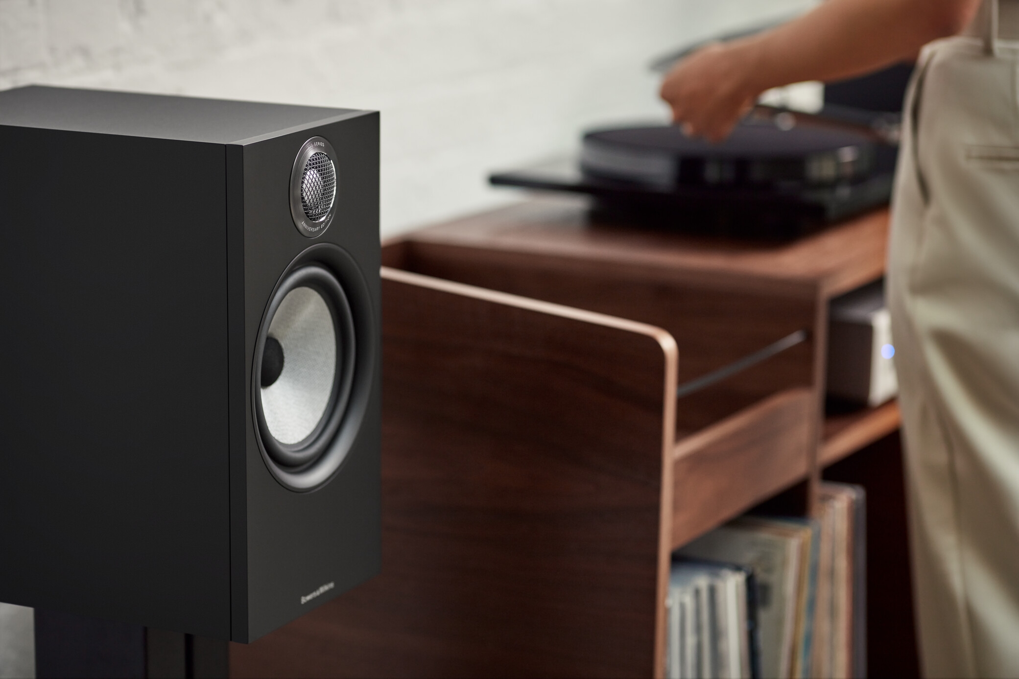 606 S2 Anniversary Edition