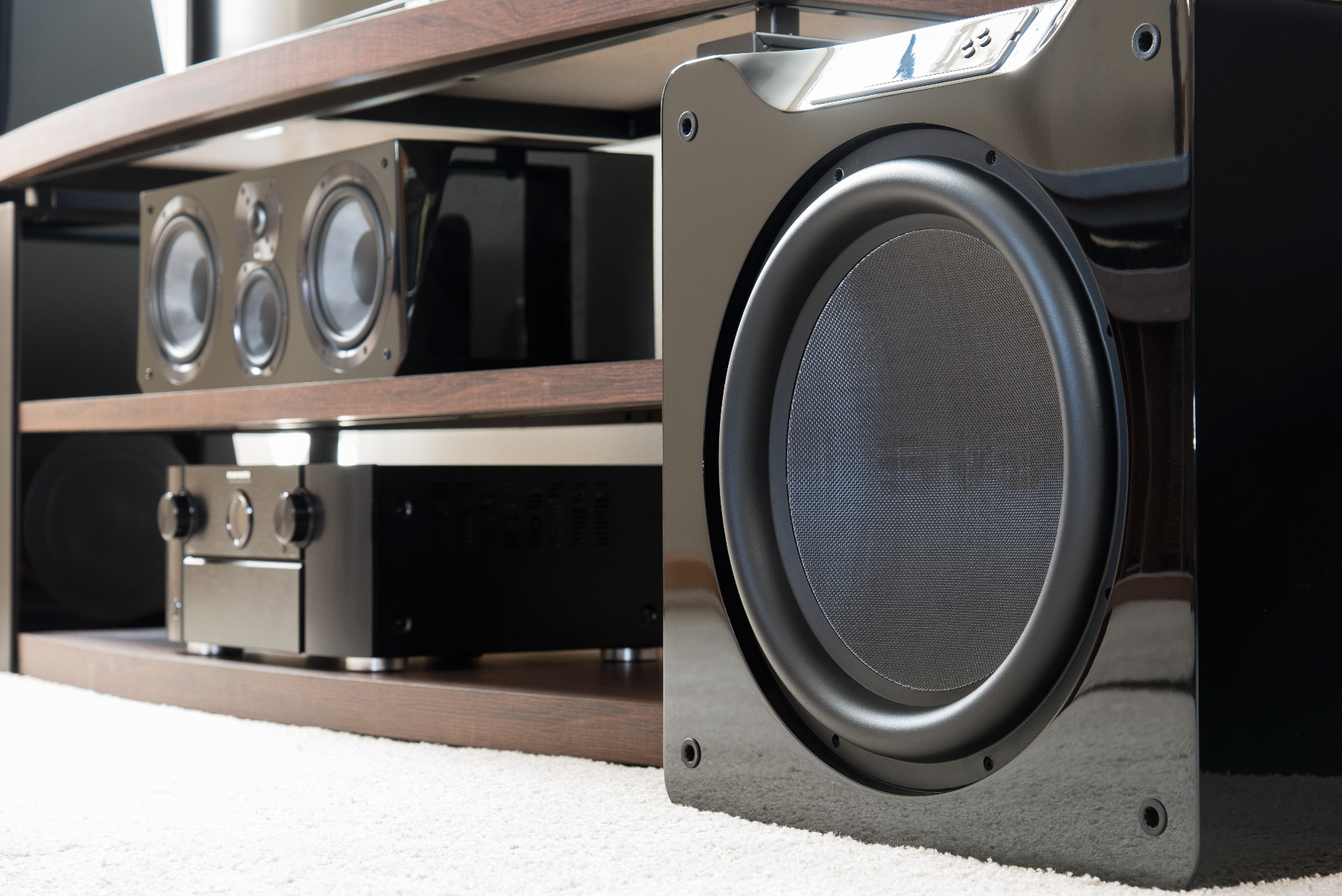 sb16 ultra black oak